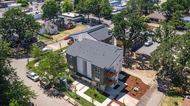 Building Photo - $99 deposit move in special!