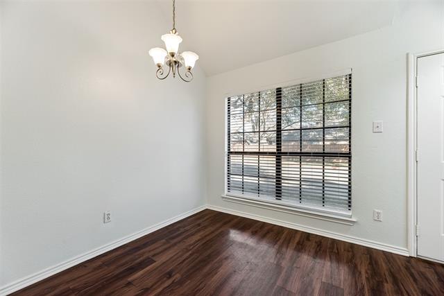 Building Photo - 449 Harris St