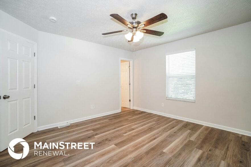 Building Photo - 3253 St Bernard Cir