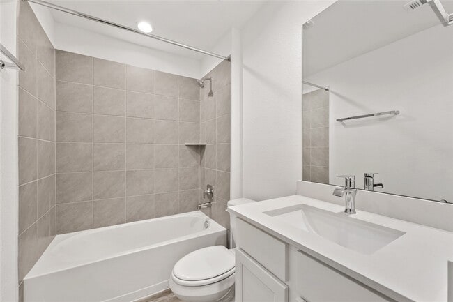 Building Photo - 714 Boer Plns Dr