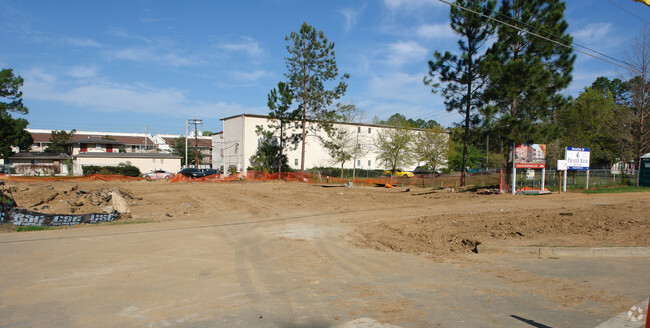 Building Photo - 302 Stadium Dr