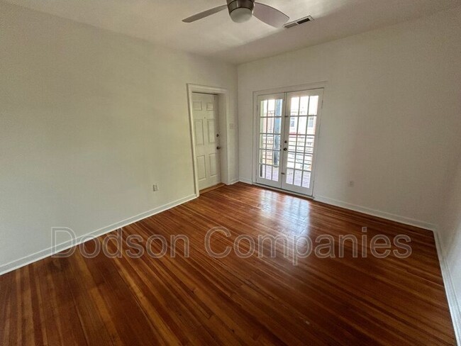 Building Photo - 21 N Stafford Ave