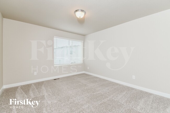 Building Photo - 11172 Murrelet Dr