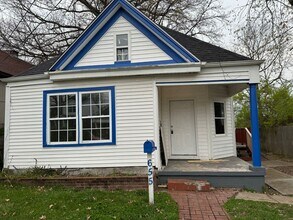 Building Photo - Modern Comfort: 5-Bed, 2-Bath Residence wi...