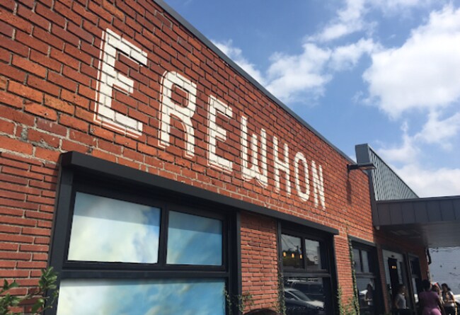 Building Photo - 25 19th Ave