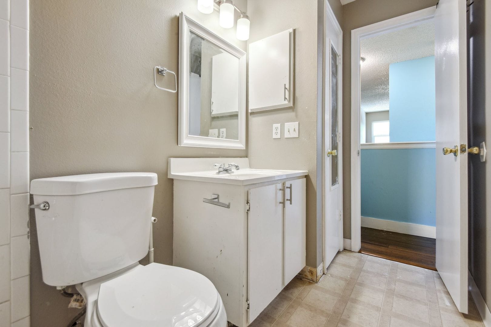 Building Photo - 8218 Washington St