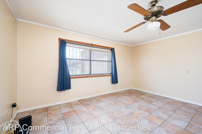 Building Photo - 2 br, 2 bath House - 3229 High Point