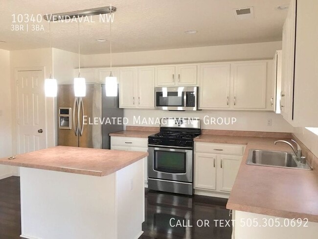 Building Photo - 10340 Vendaval Ave NW