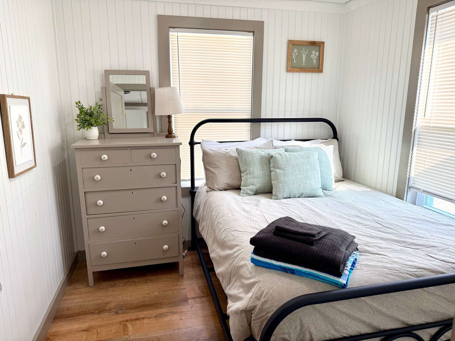 Building Photo - 2 Island Path