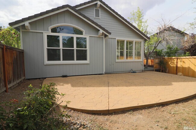 Building Photo - 690 Caughlin Glen