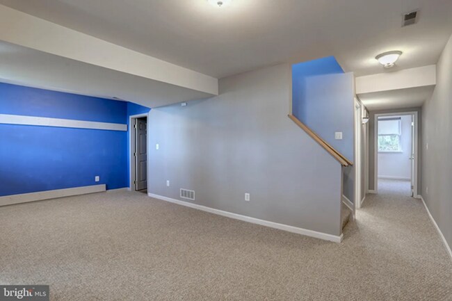 Building Photo - Stunning Waterfront 3bd/2.5ba in Glen Burnie with Deep-water Boat Dock, CAC, Renovated and more!