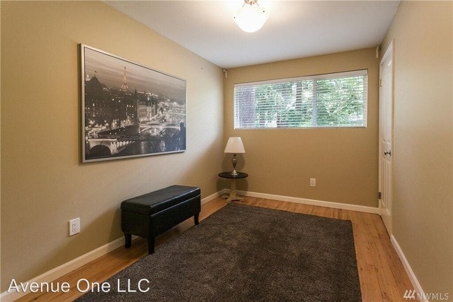 Building Photo - 4 br, 2 bath House - 14403 SE 40th Street