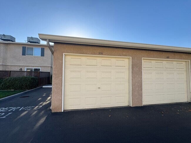 Building Photo - 3703 W Bullard Ave
