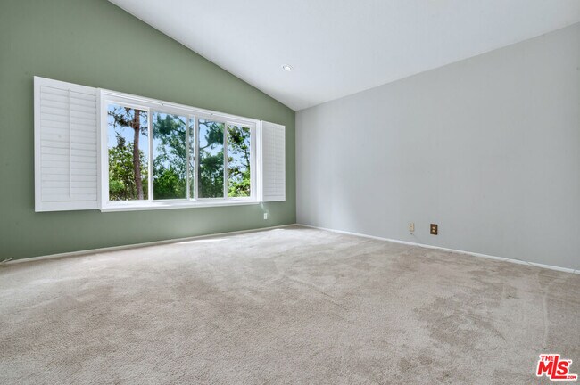 Building Photo - 2649 Rikkard Dr