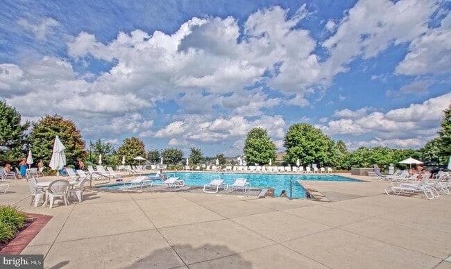 Building Photo - 24119 Hammerhead Dr