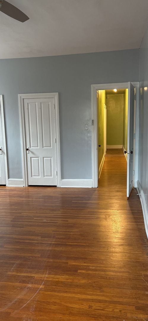 Building Photo - 475 W Market St