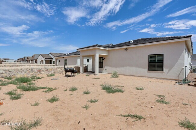 Building Photo - 15244 Hunch Ct
