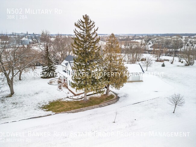 Building Photo - N502 Military Rd