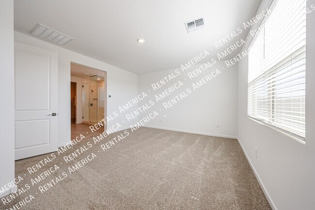 Building Photo - 35581 N Thicket Wy