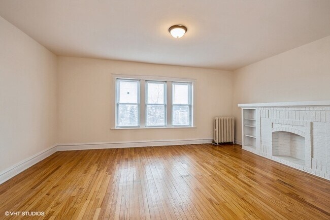 Building Photo - 4935 W 18th St