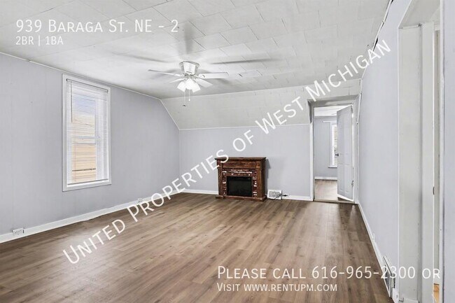 Building Photo - 939 Baraga St NE