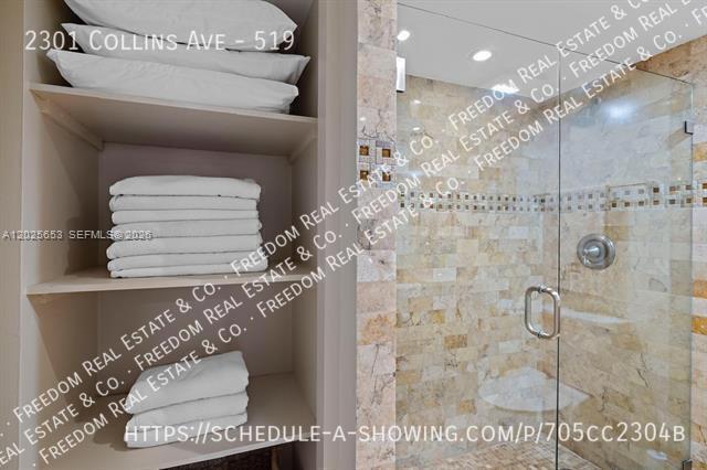 Building Photo - 2301 Collins Ave