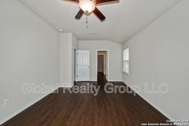 Building Photo - 108 Fabarm Ln