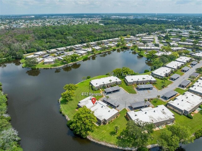 Building Photo - 4112 Hampton Dr