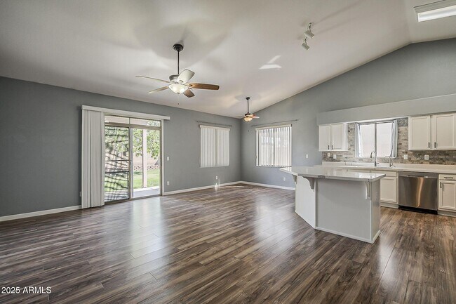 Building Photo - 11344 E Contessa St