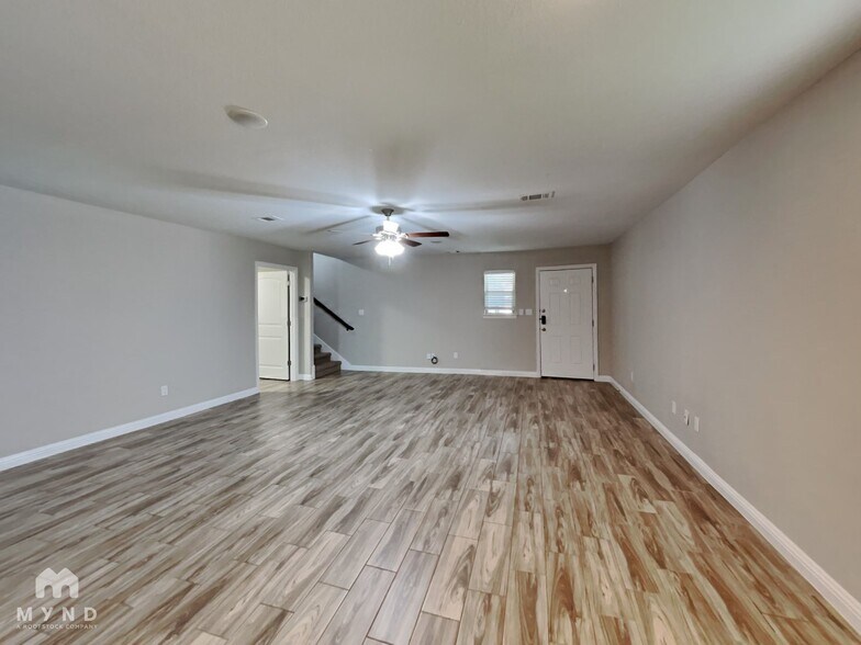 Building Photo - 709 Rolling Terrace Cir