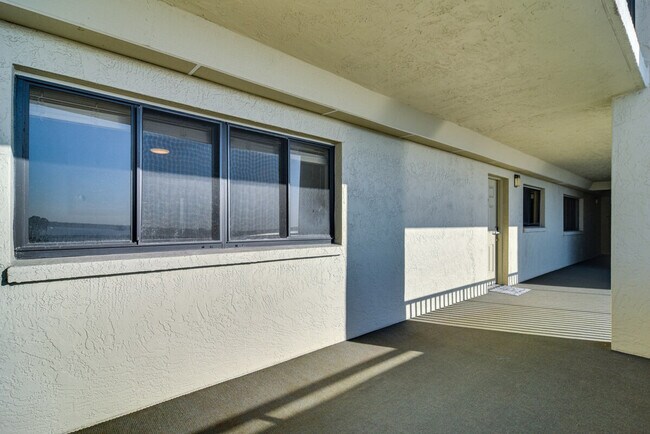 Building Photo - 1290 Gulf Blvd