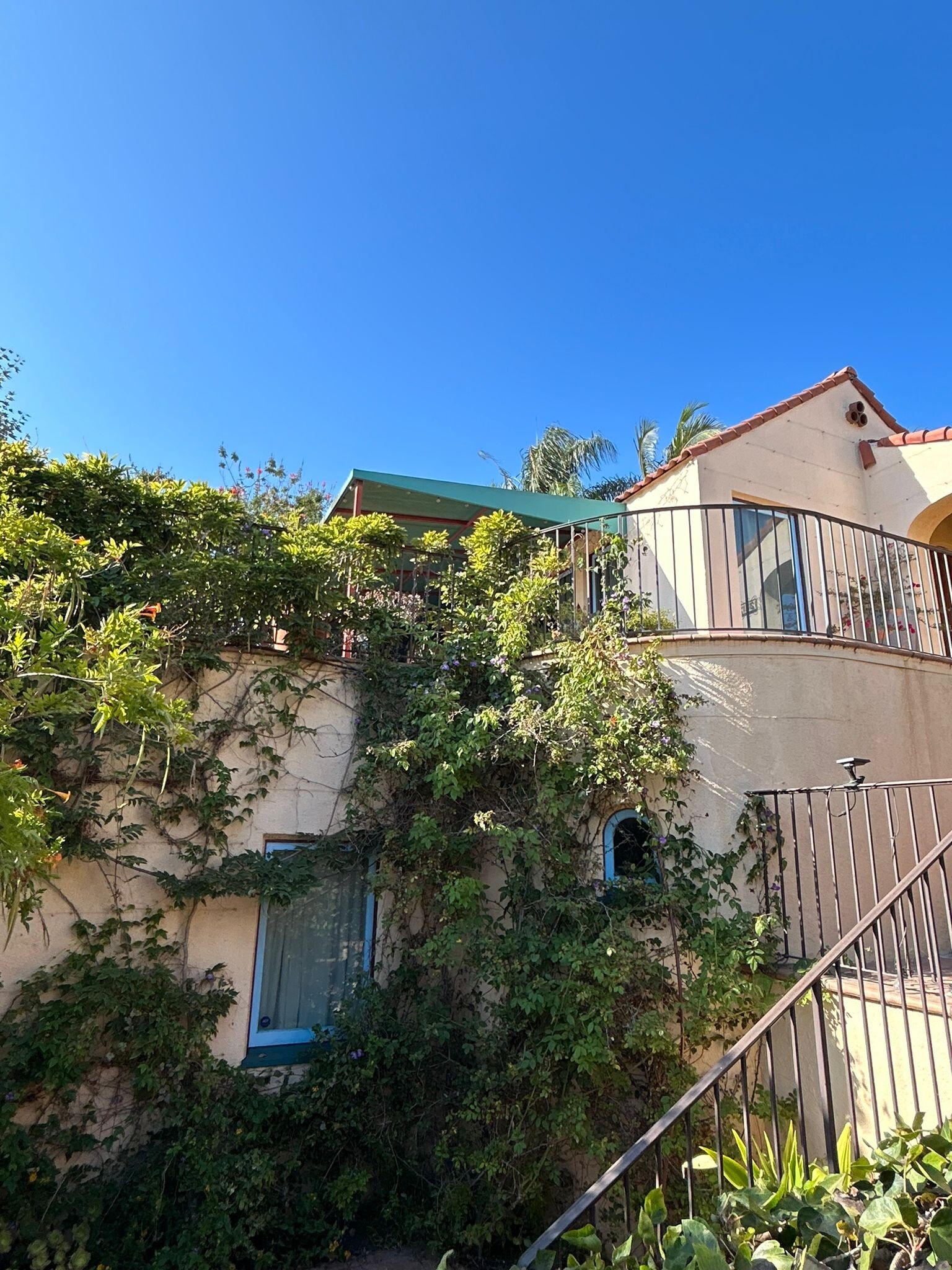 Building Photo - 212 3rd Ave