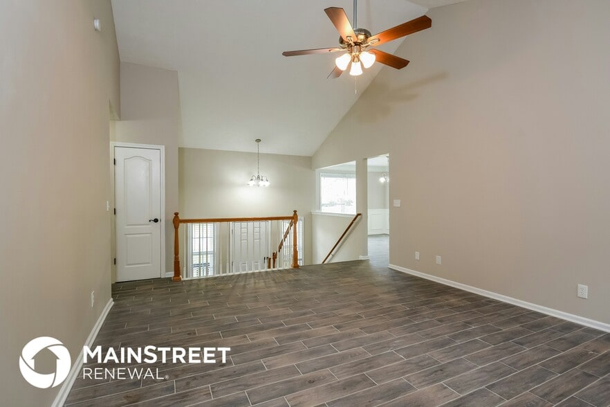 Building Photo - 4880 Wynford Ln