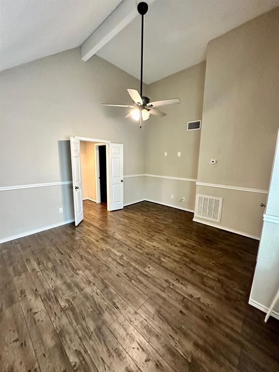 Building Photo - 4842 Green Trail Dr