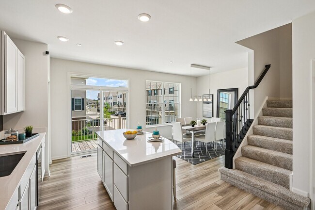 Building Photo - 1611 Bentz Way