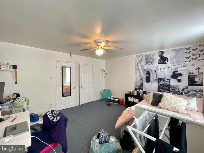 Building Photo - 416 N 31st St