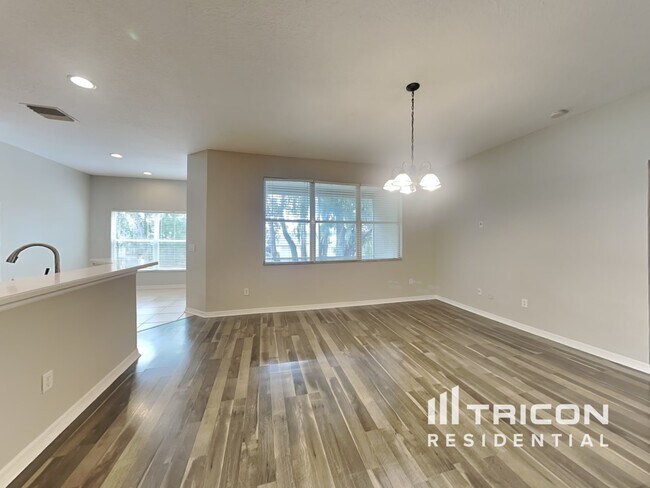Building Photo - 1143 Emerald Hill Way