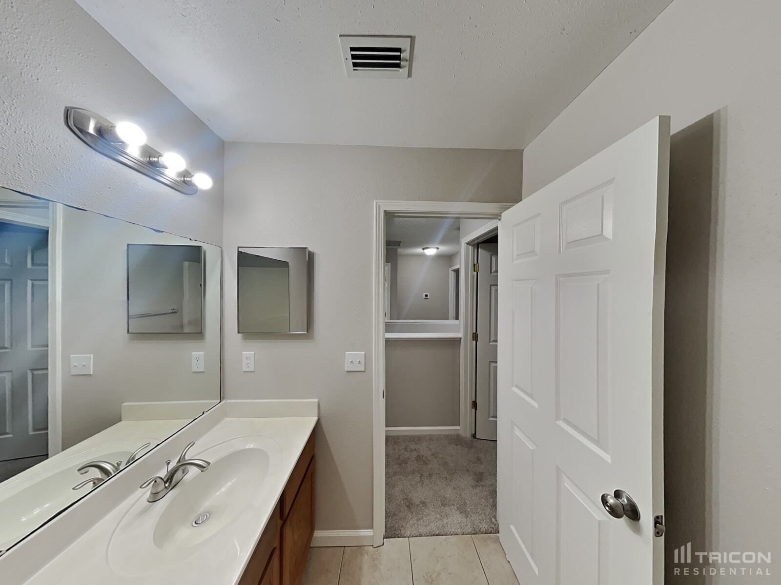 Building Photo - 3346 Double Ln