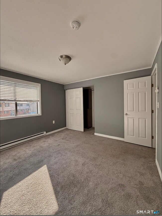 Building Photo - 39 Horton Hill Rd