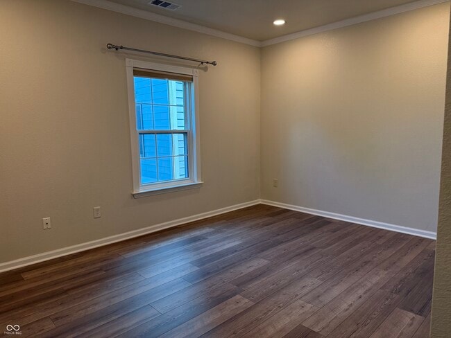 Building Photo - 12820 University Crescent