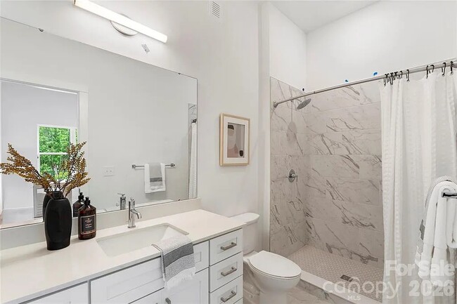 Building Photo - 5007 Nimes Rd