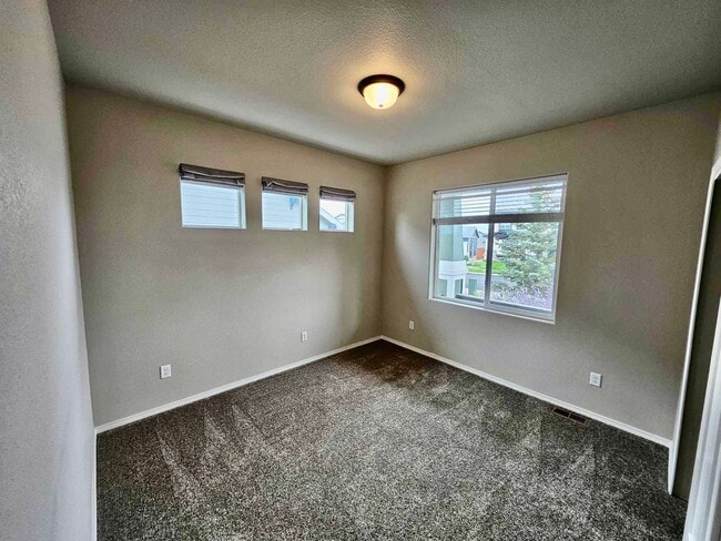 Building Photo - Stunning 4 Bedroom Ranch Home in Falcon!