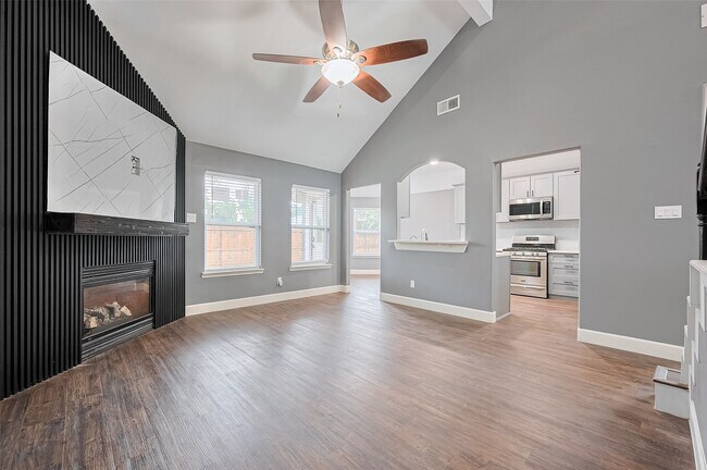 Building Photo - 3527 Bramble Fern Pl