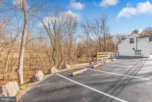 Building Photo - 57 S Limekiln Pike