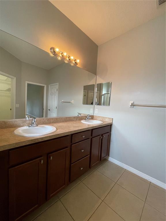 Building Photo - 2428 129th Ave E