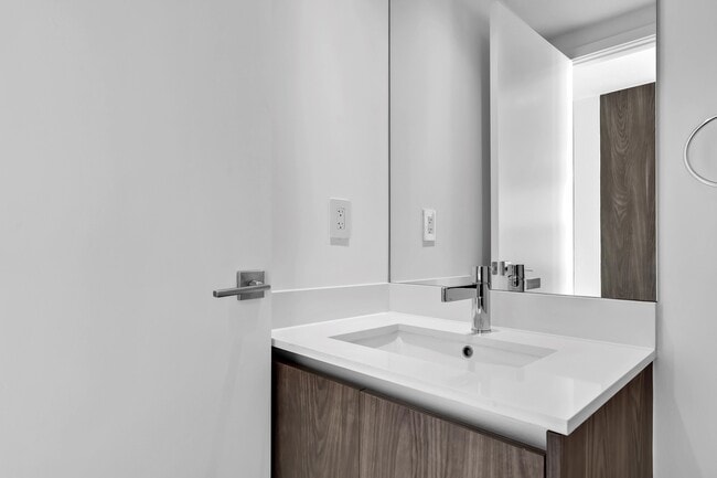 Building Photo - 3131 NE 7th Ave