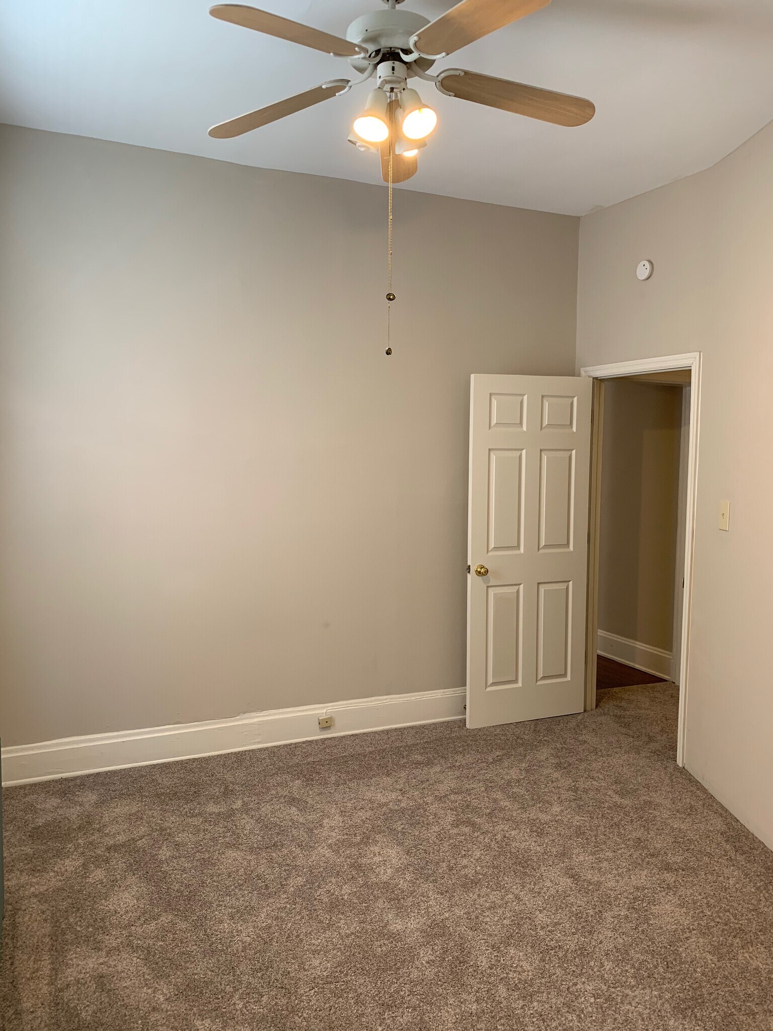 Building Photo - 2248 Flora St