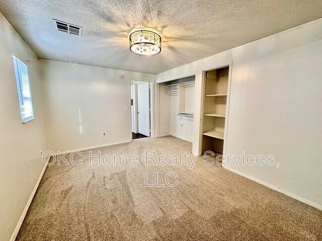 Building Photo - 9817 Grimsbey Ct