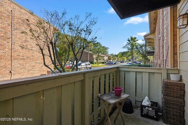 Building Photo - 3737 Loretto Rd