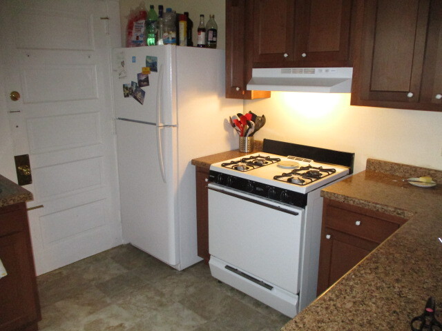 Kitchen - 137 W Gilman St